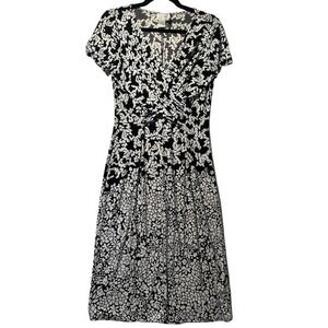 Donna Morgan Floral Print Dress Black White Short Sleeve V Neck Size‎ 8